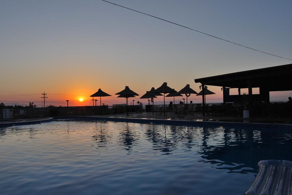 Ocean Heights View Hotel Anissaras ภายนอก รูปภาพ
