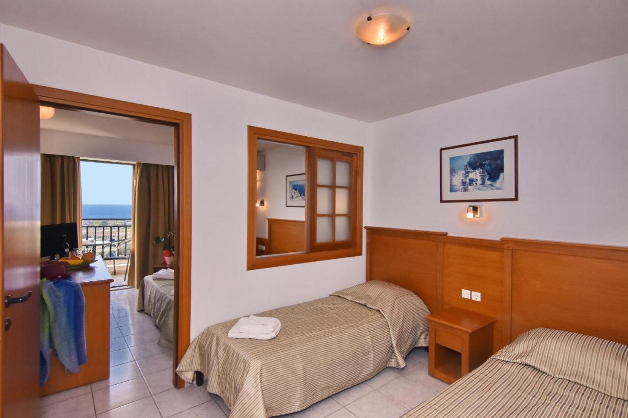 Ocean Heights View Hotel Anissaras ภายนอก รูปภาพ