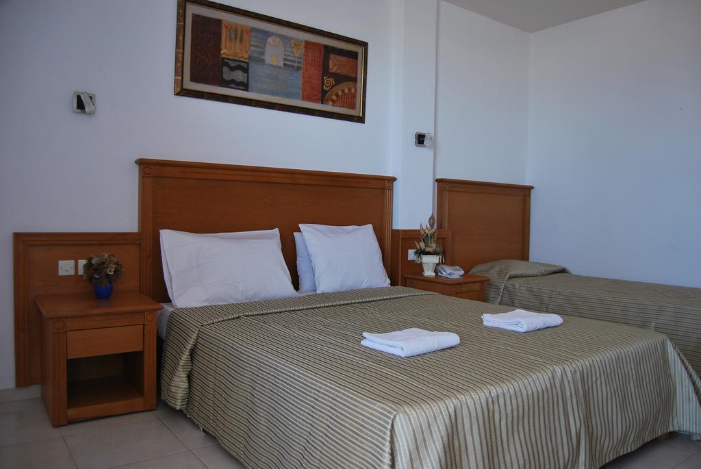 Ocean Heights View Hotel Anissaras ภายนอก รูปภาพ