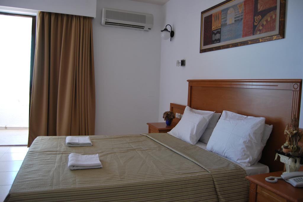 Ocean Heights View Hotel Anissaras ภายนอก รูปภาพ